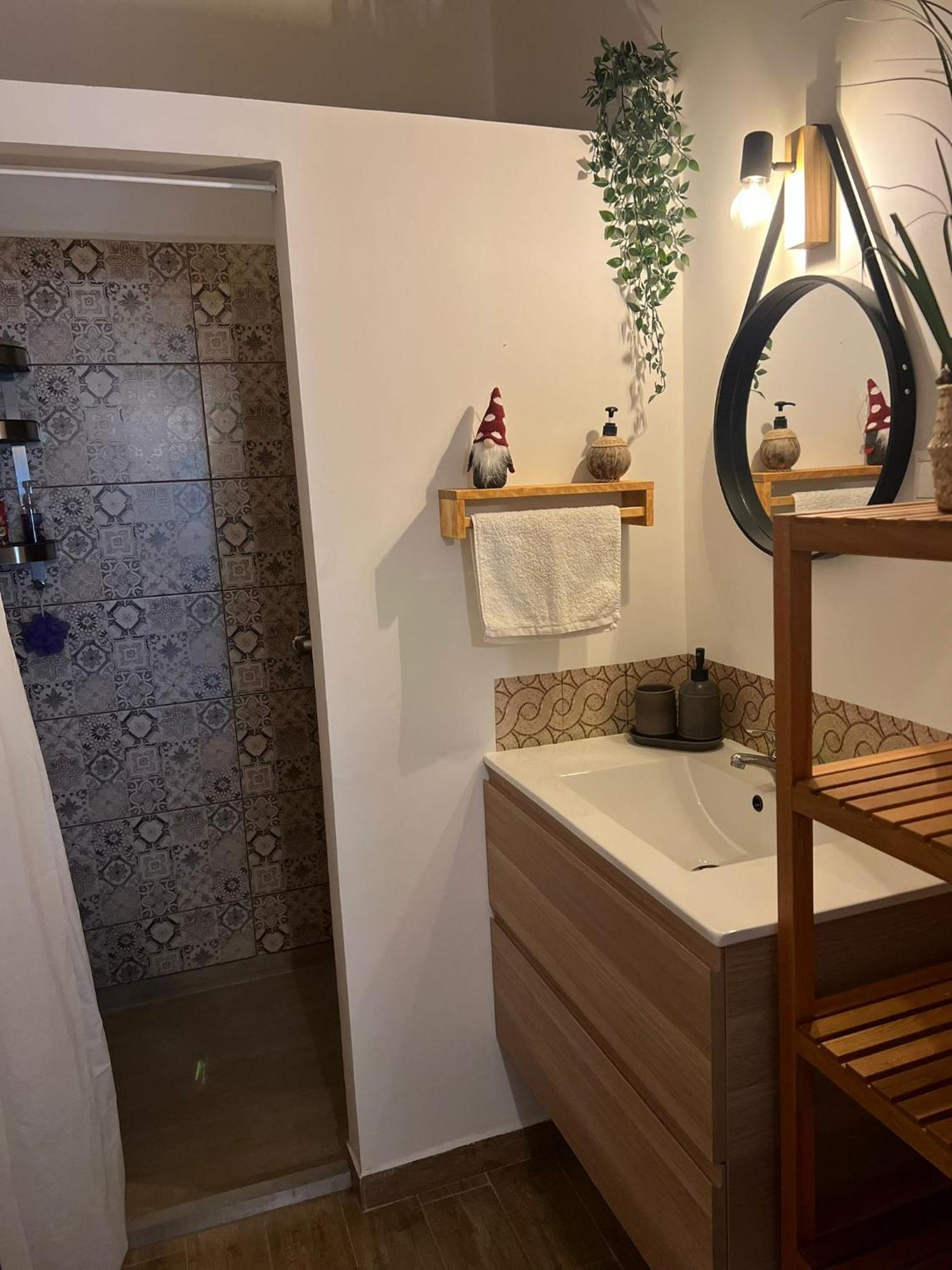 West Budapest Apartman Eksteriør billede